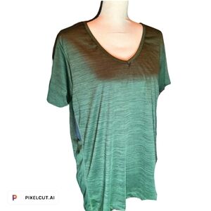 018 REAL ESSENTIALS PLUS 2X PERFORMANCE TEE TOP